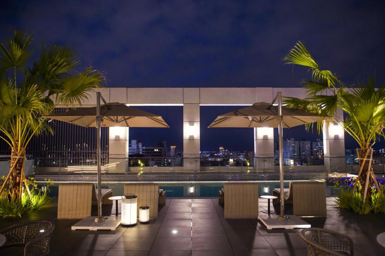 Grand Banyan Hotel Tajnan Kültér fotó